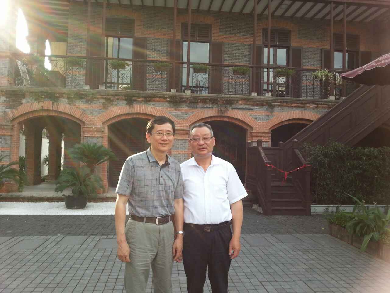 原国际劳工组织亚太局地区国家局王纪元局长访问本馆