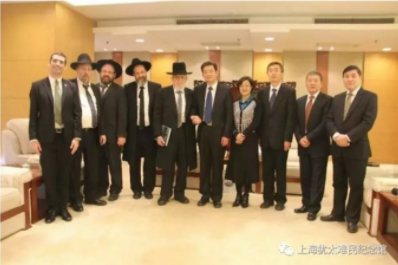 以色列耶路撒冷米尔犹太经学院长Yizchak Ezrachi访问上海犹太难民纪念馆